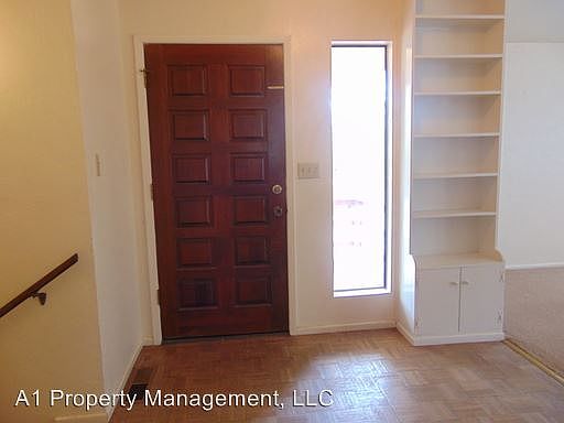 3rd image of 3062 N Yazi Cir