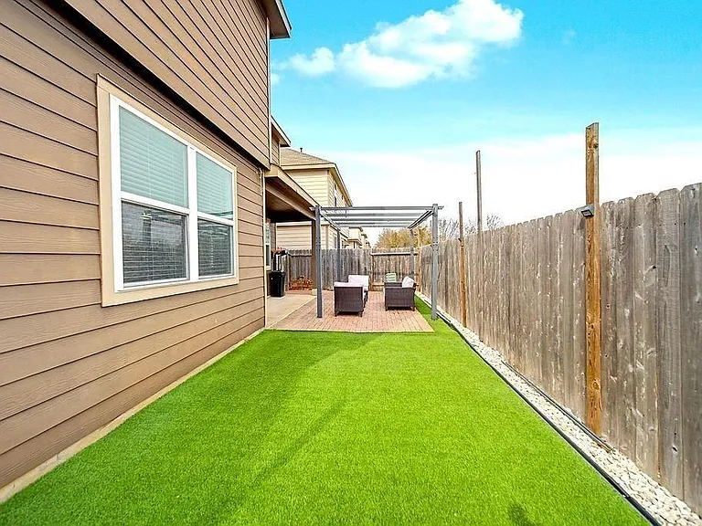 5742 Adelaide River Dr — Photo 20