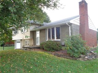 4715 Henry St, Easton, PA 18045