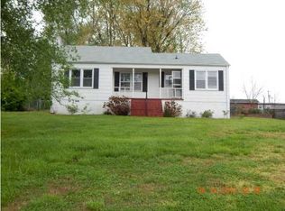 711 Adams Aly, Rossville, GA 30741