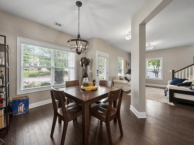 1738 Hollingsworth Blvd NW — Photo 5