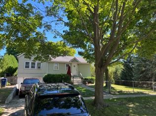 1613 McGovern Ave, Highland Park, IL 60035