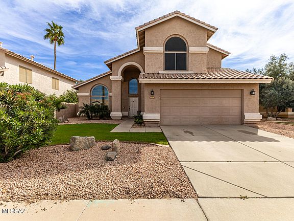 2nd image of 1121 W Canary Way