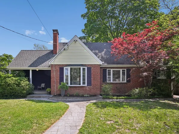 5094 E Eastwood Cir, Cincinnati, OH 45227