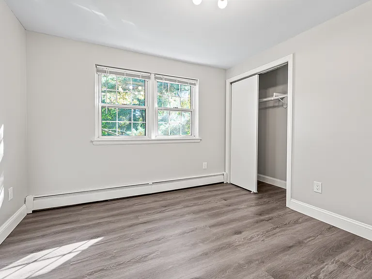 193 High St #B2 — Photo 16