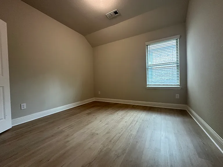 2816 Inn Kitchen Way — Photo 8