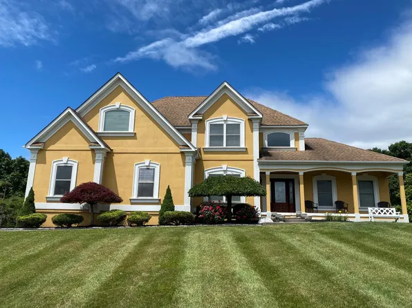 40 Winston Place, Marlboro, NY 12542