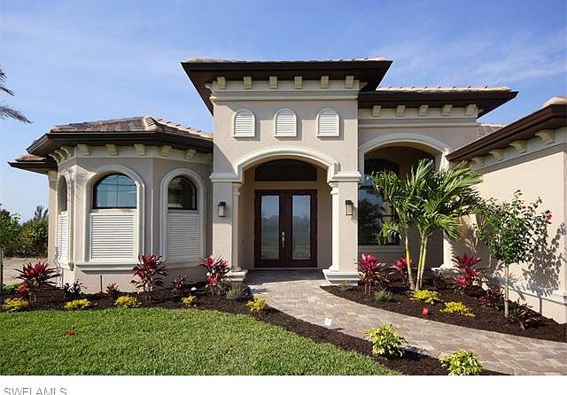 1st image of 702 NW 39th Ave