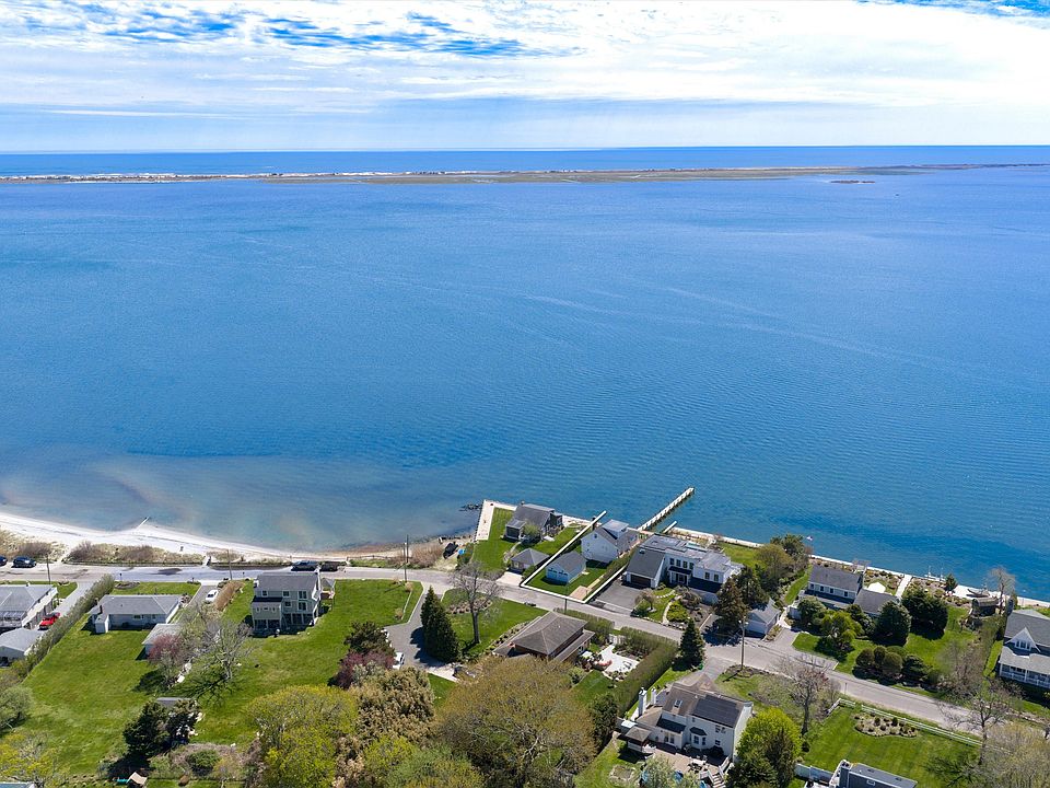 1st image of 22 Laura Lee Dr