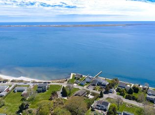 22 Laura Lee Dr, Center Moriches, NY 11934