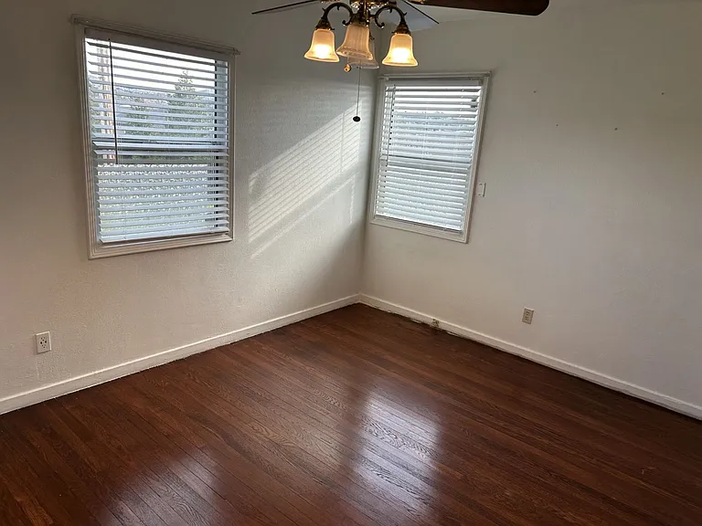 1229 Maple Ave — Photo 19
