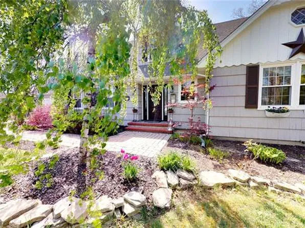 893 Ocean View Dr, Toms River, NJ 08753