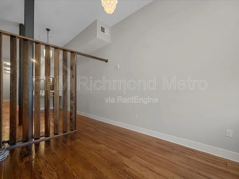 20 E Broad St — Photo 31