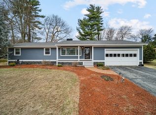 12 Franconia Dr, Nashua, NH 03063
