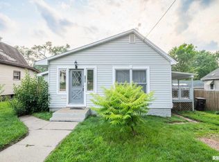 1103 Mechanic St, Pekin, IL 61554