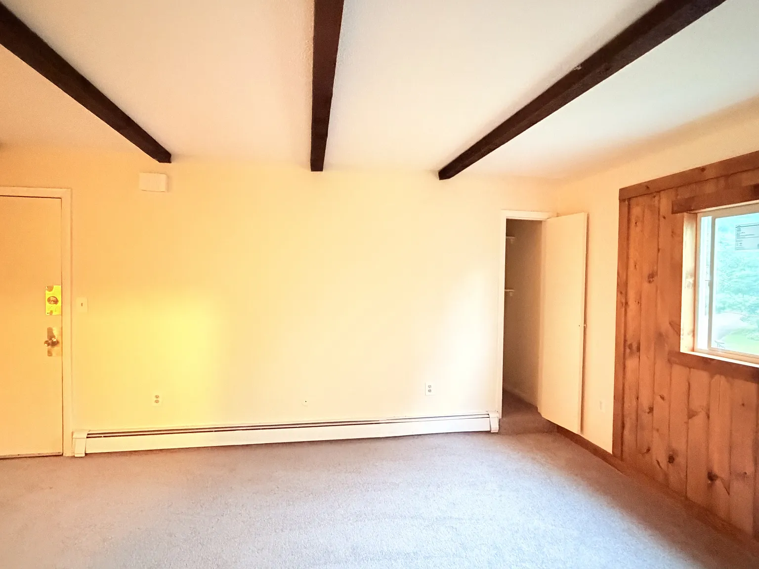 2 bed, $2,000 — Photo 4