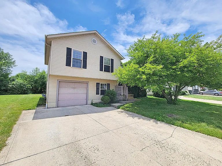 1st image of 1627 Farberdale Dr