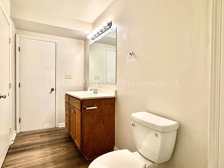 315 S Dudley St #1 — Photo 18