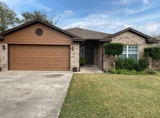 409 S Brownell St, La Porte, TX 77571
