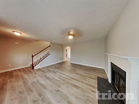 3rd image of 140 Sundance Way