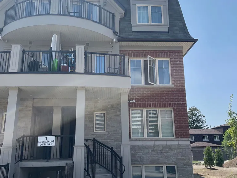 1 Eaton Park Ln #31 — Photo 1