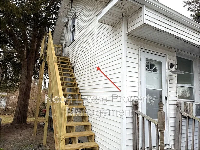 32715 Bi State Blvd #B — Photo 9