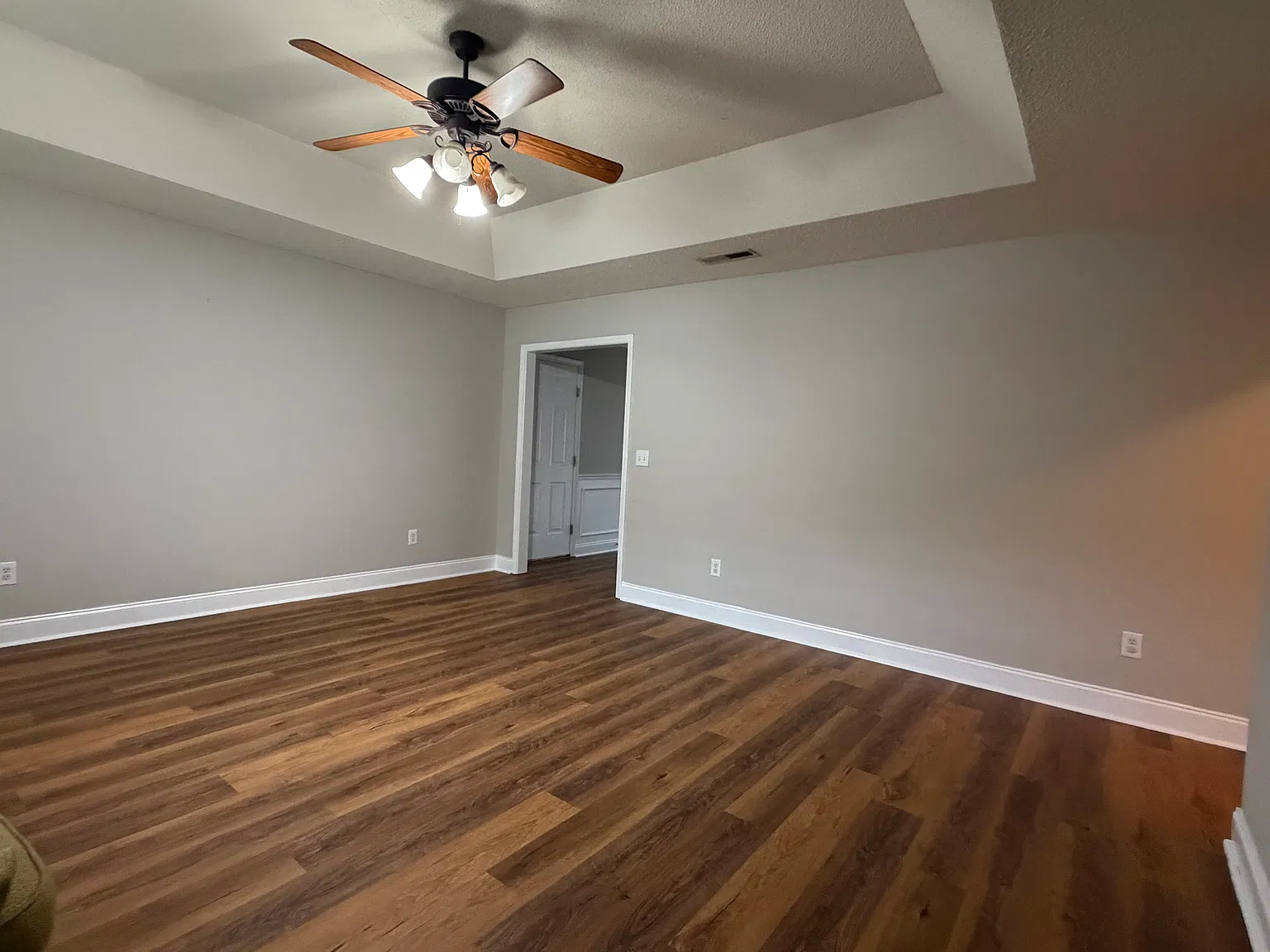 3 bed, 1303 sqft, $1,425 — Photo 2
