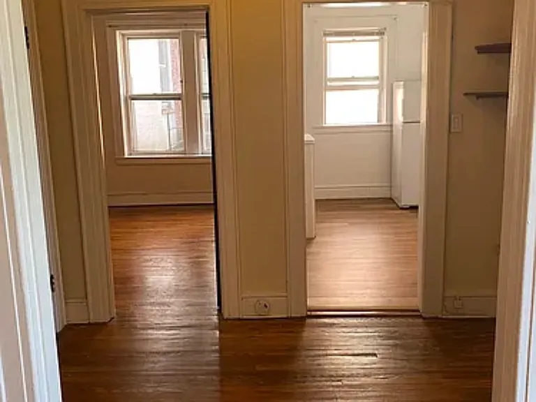 30 Gates Ave — Photo 9