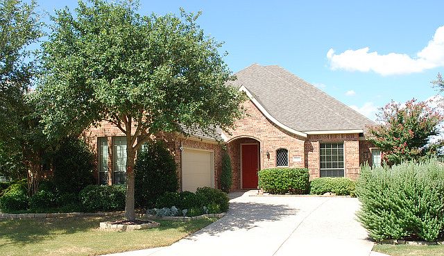 1st image of 382 Pine Valley Dr
