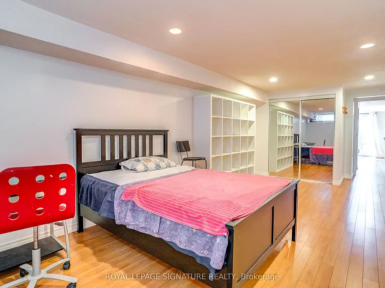 17 Avis Cres #BASEMENT — Photo 16