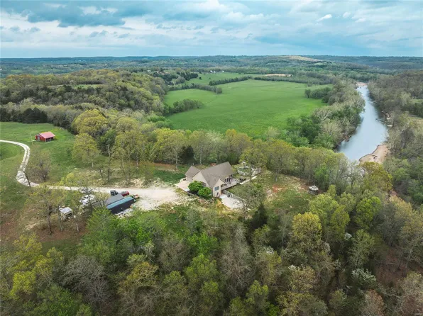 23400 Range Ln, Richland, MO 65556