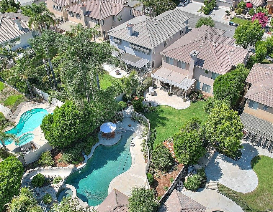1st image of 4437 Torrey Pines Dr