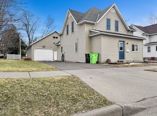 136 E 6th Ave, Stanley, WI 54768