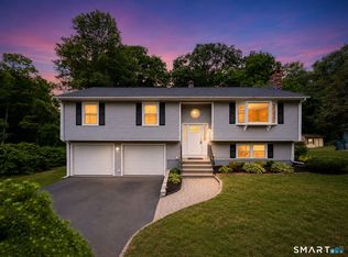 185 Tanglewood Drive, Hamden, CT 06518