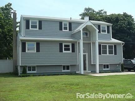 1st image of 3015 New London Ave