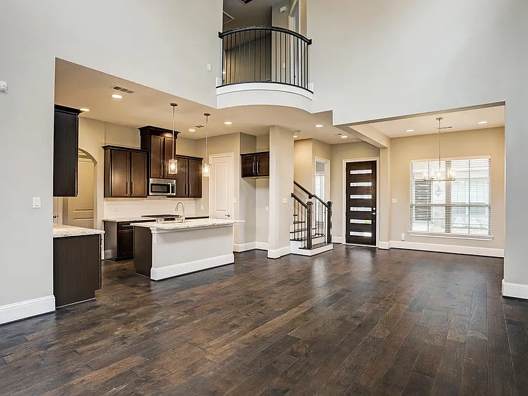 4851 Benning Dr — Photo 3