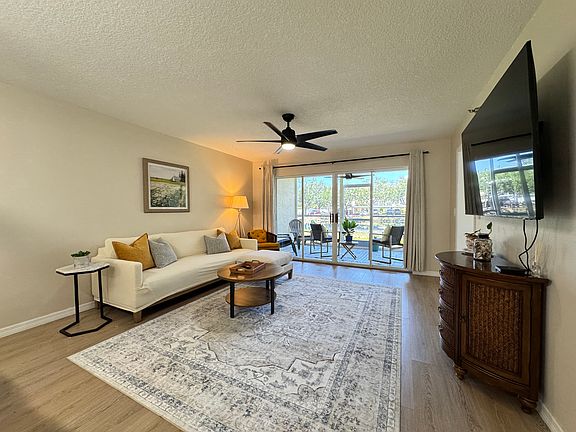 5th image of 4110 Ironwood Cir APT 104