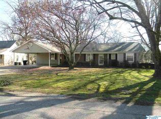 531 Riverside Dr, Gadsden, AL 35903