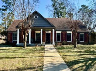 2340 Riverdale Rd, Germantown, TN 38138