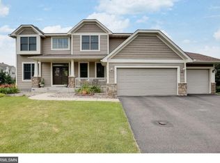 10885 Birch Ln, Woodbury, MN 55129