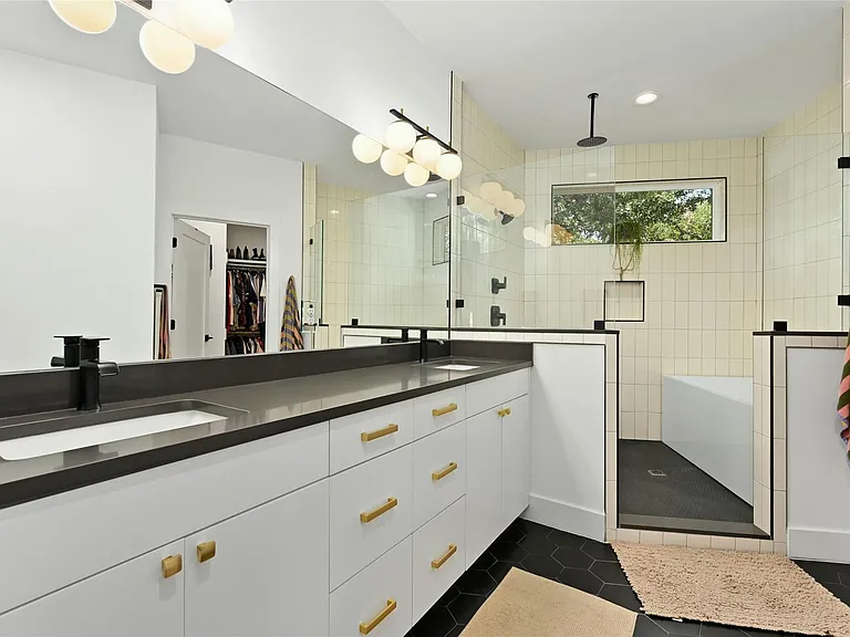 1187 Oak Grove Ave — Photo 14