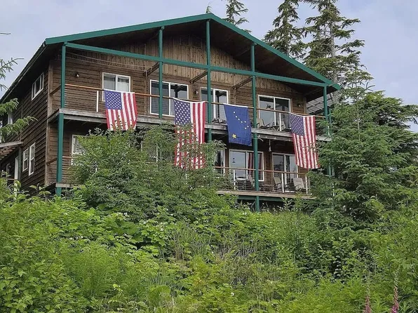 114 Zarembo Dr, Coffman Cove, AK 99918