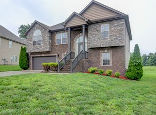 2937 McManus Cir, Clarksville, TN 37042