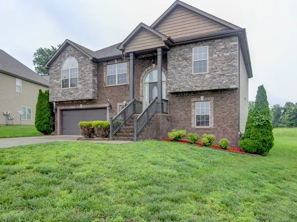 2937 McManus Cir, Clarksville, TN 37042