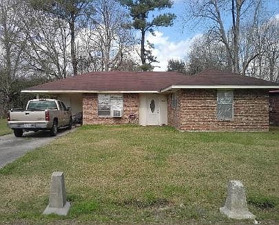 1st image of 101 Woodland Dr