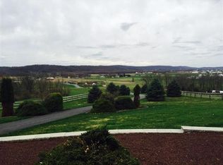 1740 Texter Mountain Rd, Reinholds, PA 17569