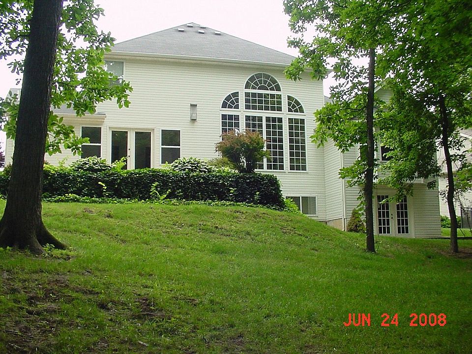 2nd image of 7349 Spruce Hill Ct