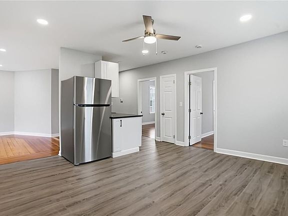 4th image of 188 Division St #2R