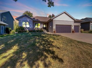 417 Afton Dr, Northfield, MN 55057