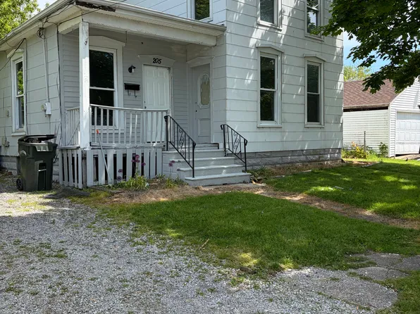 205 High St, Elyria, OH 44035